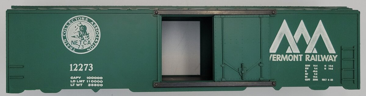 KMT 12273-1 Green Vermont Railway Boxcar Shell and Frame with Sliding Plug Doors