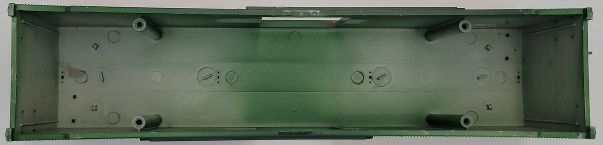 K-Line K761-1591-2 O Gauge Great Northern Boxcar Shell with Doors #39398