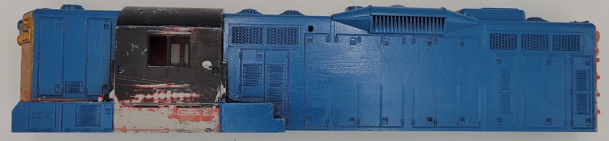 Lionel 2328-5 Custom GP-9 Body Shell with Scratches and Paint Defects