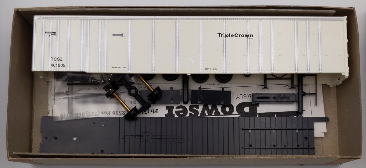Bowser 55504 HO 53' RoadRailer Platewall Trailer Triple Crown Kit #: 461805