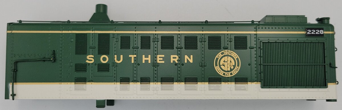 MTH 20-2795-2 O Gauge SR Alco S-2 Diesel Switcher Shell w/ Trim #2228
