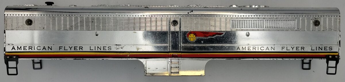 American Flyer 471 Vintage S Aluminum B-Unit Diesel Loco Shell with Steps