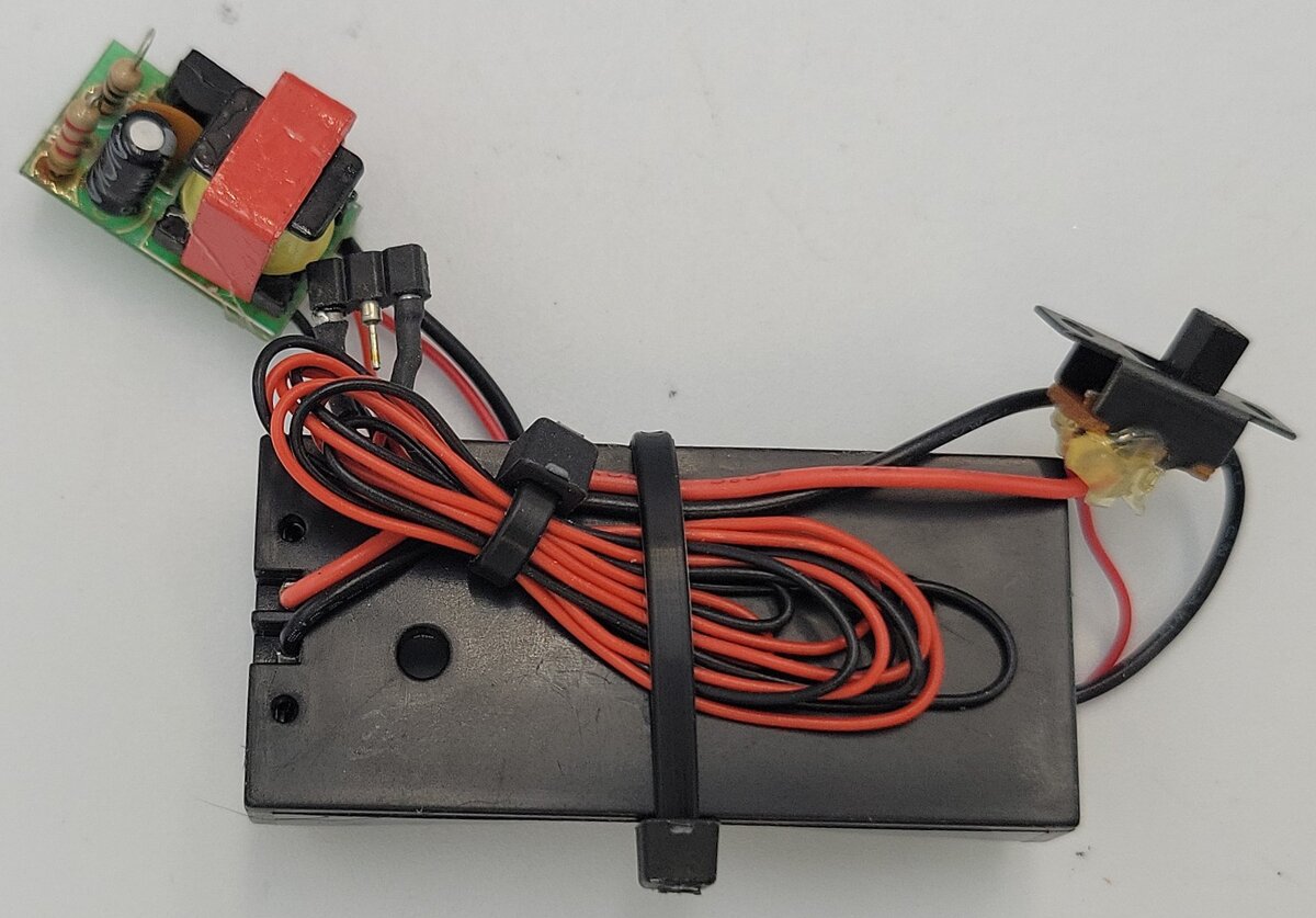 Miller Engineering IE-01-V1 Electronic Sign Controller with Battery Holder