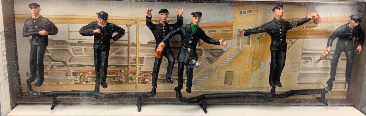 Merten O-2280 O Scale Locomotive Personnel (Set of 6)
