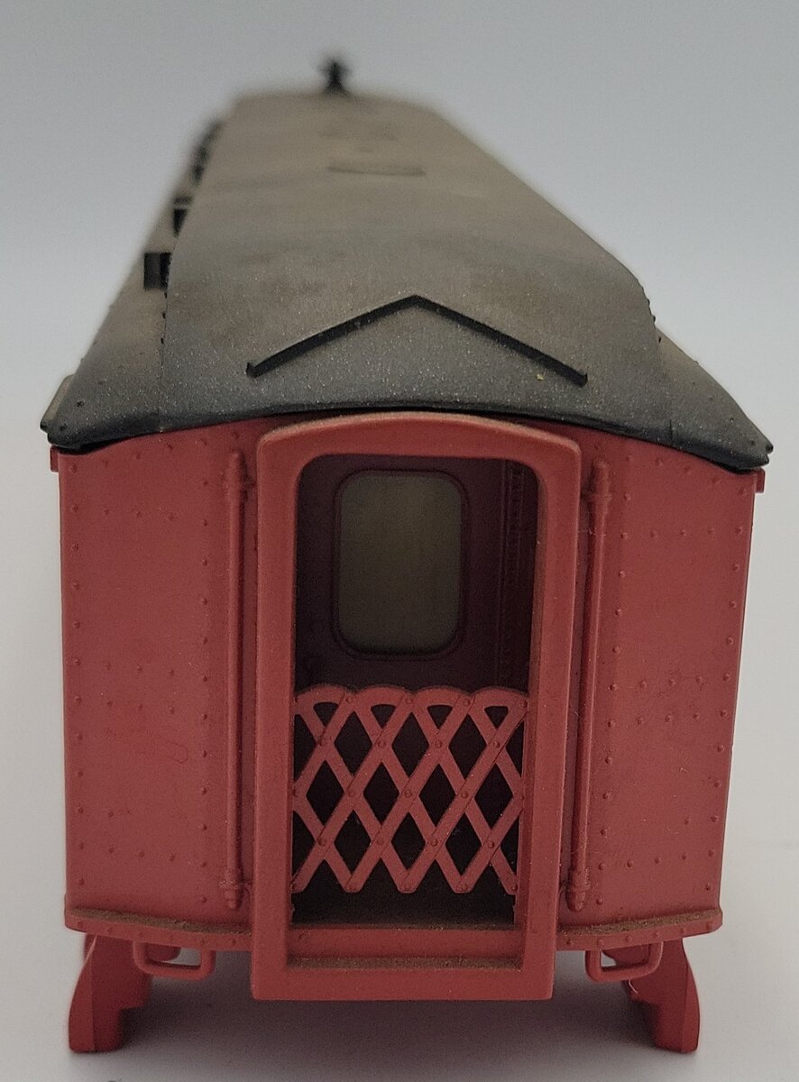 Lionel 24243-1 Red and Black Rosie's Roadside Diner Body w/o Some Roof Trim