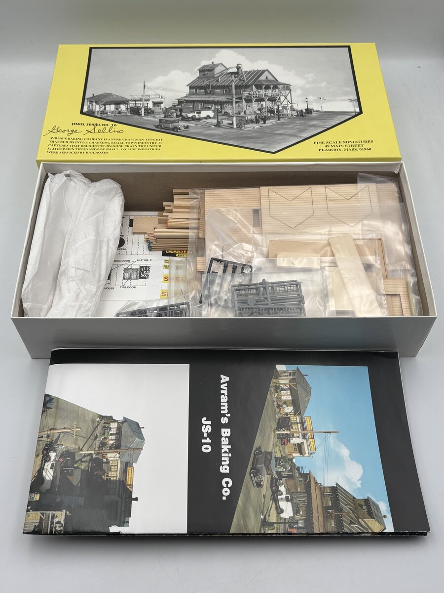 Fine Scale Miniatures 10 HO Scale Avram's Baking Company Build Kit