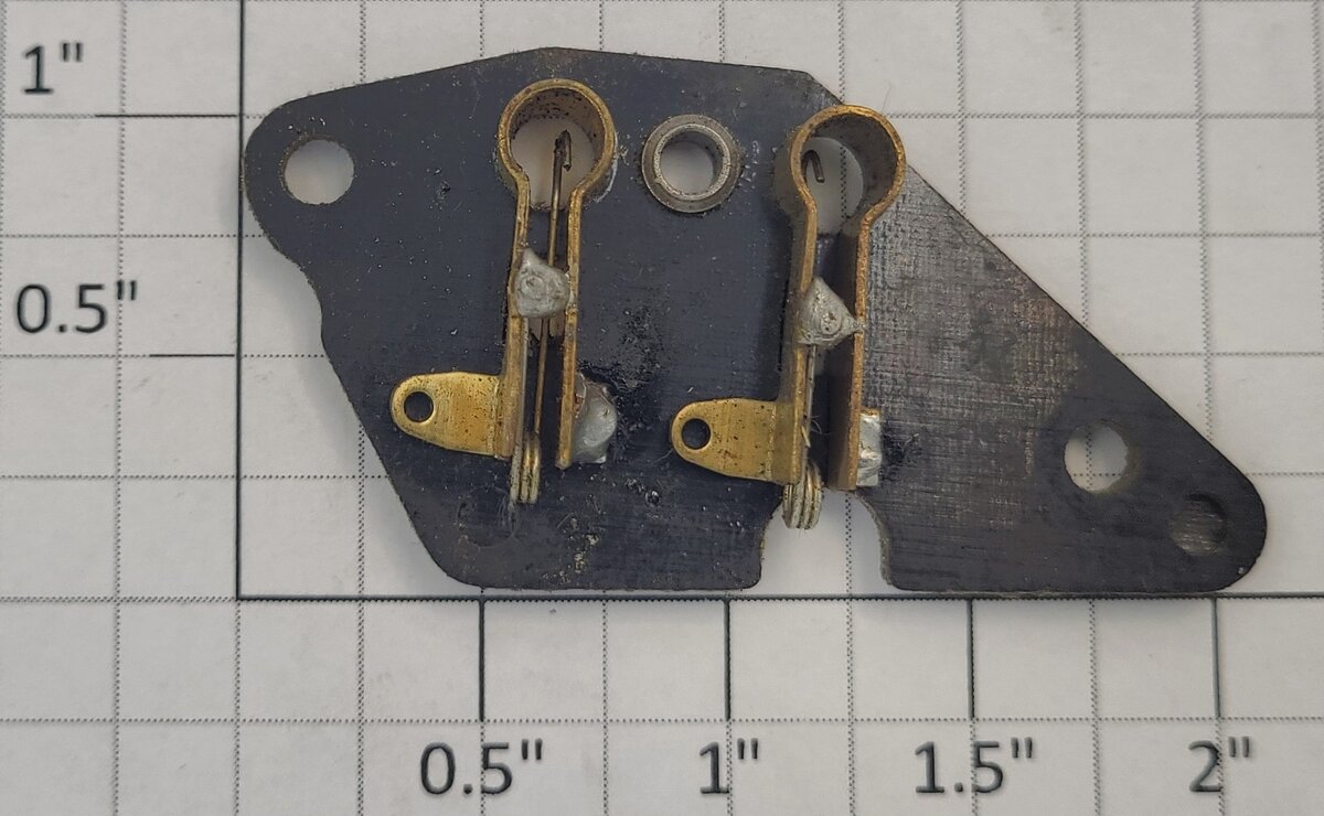 Lionel 8702-132 Brush Plate Assembly with Armature Bushing