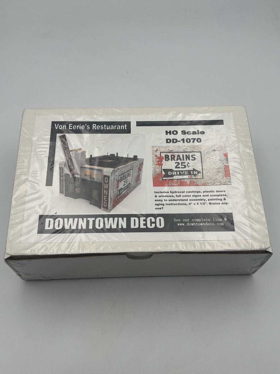 Downtown Deco DD-1070 HO Von Eerie's Restaurant Build Kit