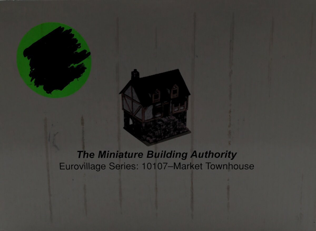 The Miniature Building Authority 10107 HO Eurovillage Market Townhouse Kit