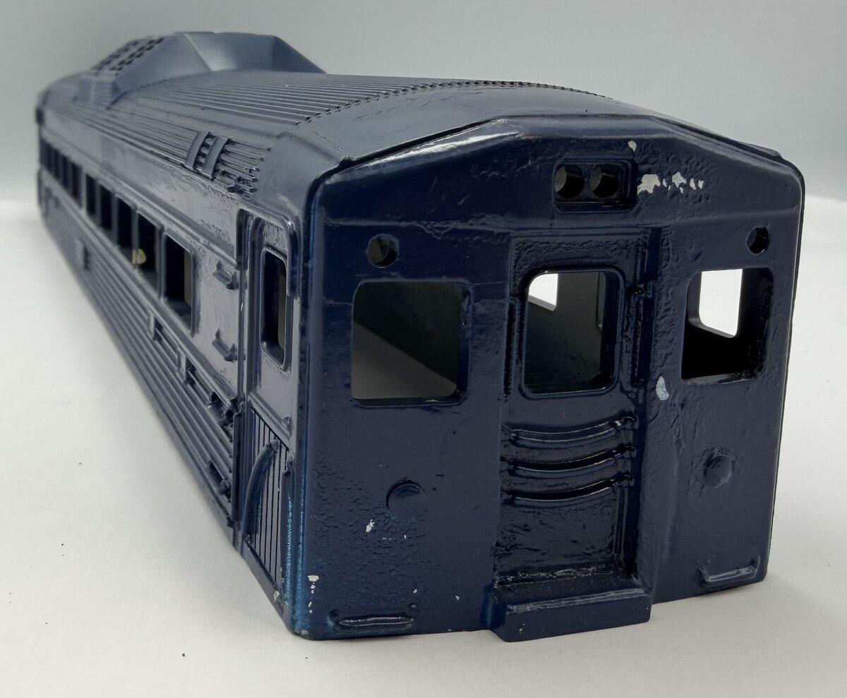 Lionel 8767-3 Budd Passenger Dummy Car Shell without Horns