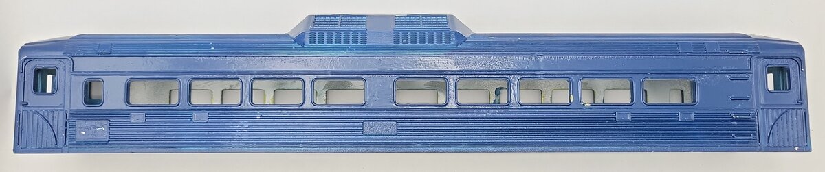 Lionel 8767-3 Budd Passenger Dummy Car Shell without Horns