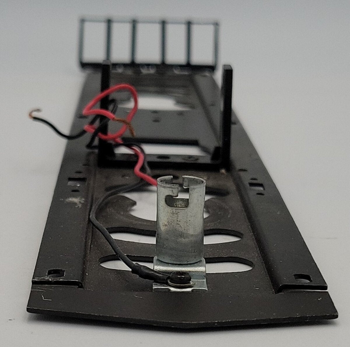 MTH 0205-1 O Gauge Dual Motor Diesel Frame with Handrail