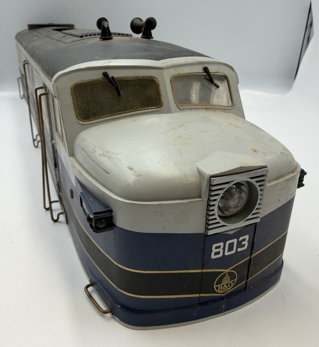 Aristo-Craft 22003-1 Baltimore & Ohio FA-1 Powered Diesel Locomotive Shell #803