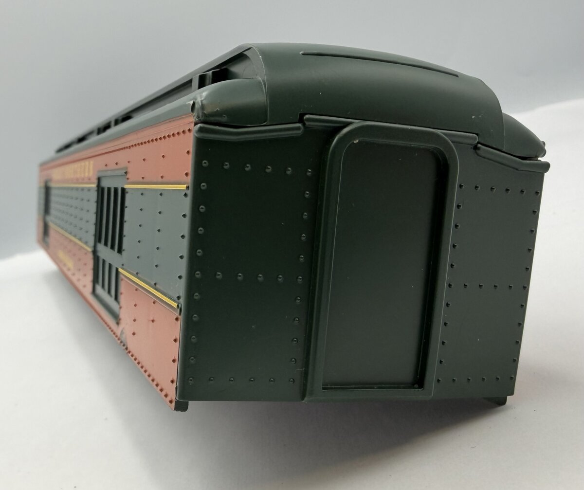 Williams 43352-4 Great Northern Empire Builder Baggage Passenger Car Shell/Frame