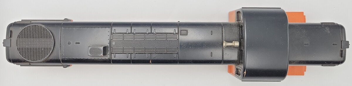 Lionel 18833 Milwaukee Road RS-3 Diesel Locomotive Shell with Trim #2487