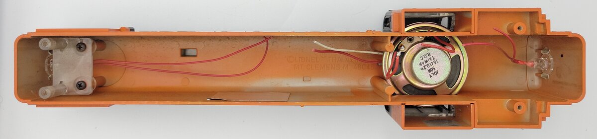 Lionel 18833 Milwaukee Road RS-3 Diesel Locomotive Shell with Trim #2487