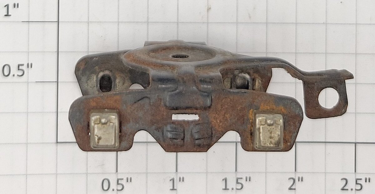 American Flyer XA12A057 Tin Metal Link Coupler Freight Car Truck Frame