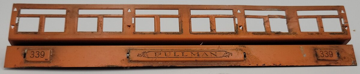 Lionel 339-2 Vintage Standard Gauge Orange Pullman Car Window Insert Frame #339