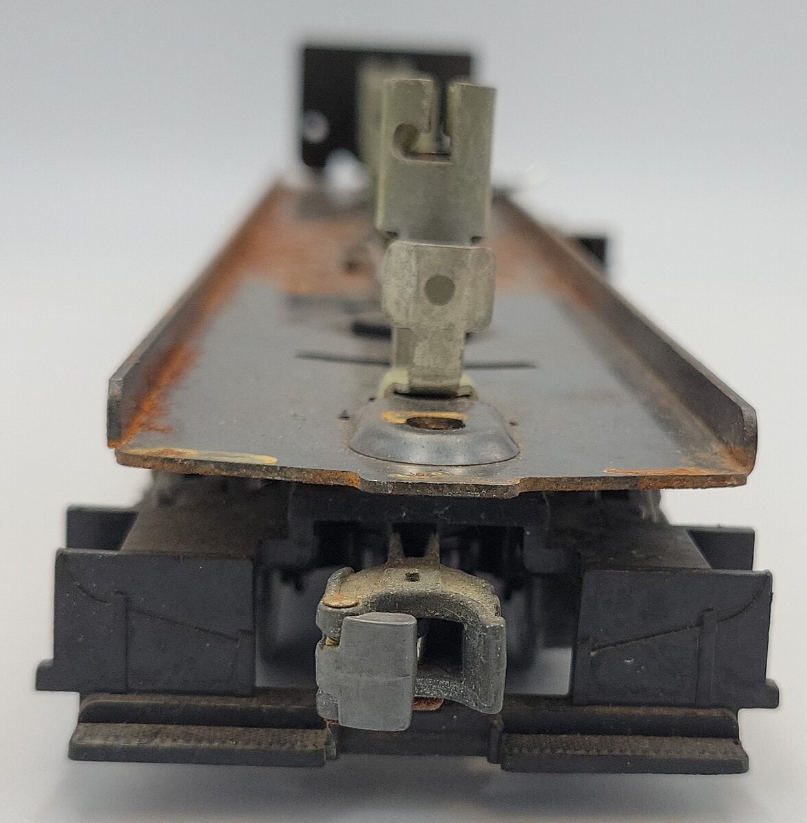 Lionel 404-20 Non-Powered RDC Budd Car Frame w/ Operating Coupler Trucks #400