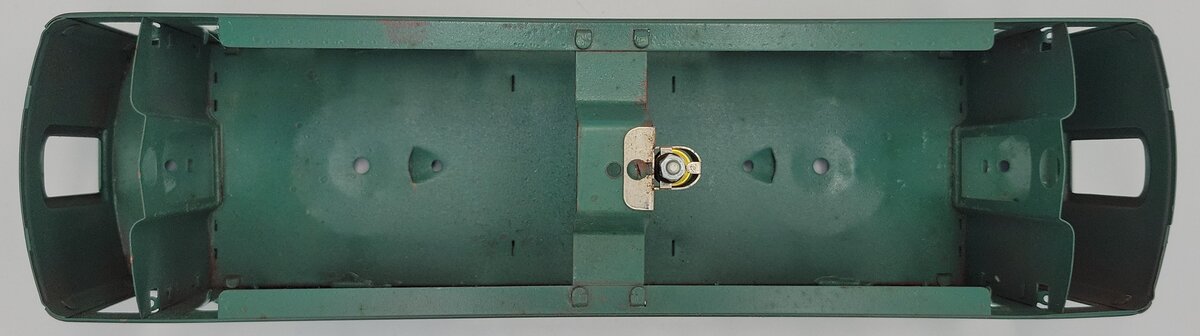 Lionel 341-1 Green Pullman Passenger Car Shell without Roof or Trim