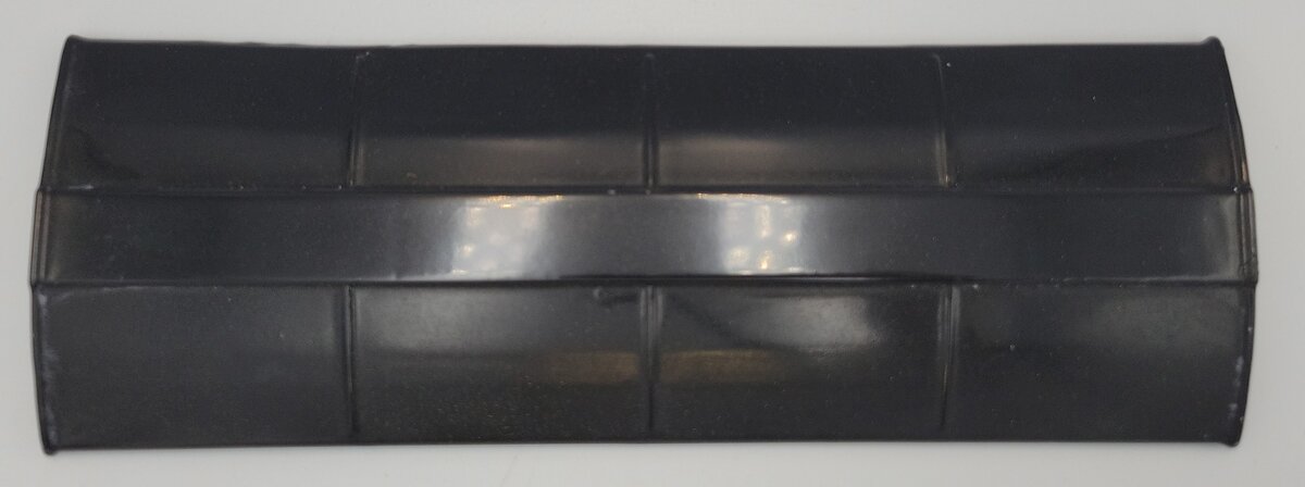 Lionel 514-5 Prewar Repainted Black Box Car Roof with Chips in Paint