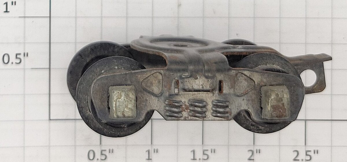 American Flyer XA12A057 Tin Metal Link Coupler Truck with Plastic Wheels