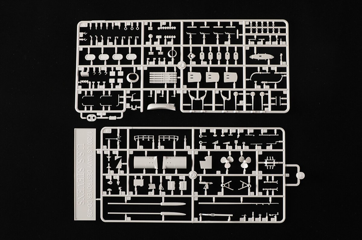 Trumpeter 03722 1:200 USS Stevens DD-479 Fletcher Class Destroyer Ship Kit