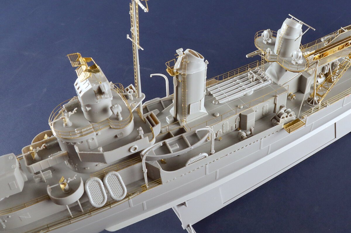 Trumpeter 03722 1:200 USS Stevens DD-479 Fletcher Class Destroyer Ship Kit