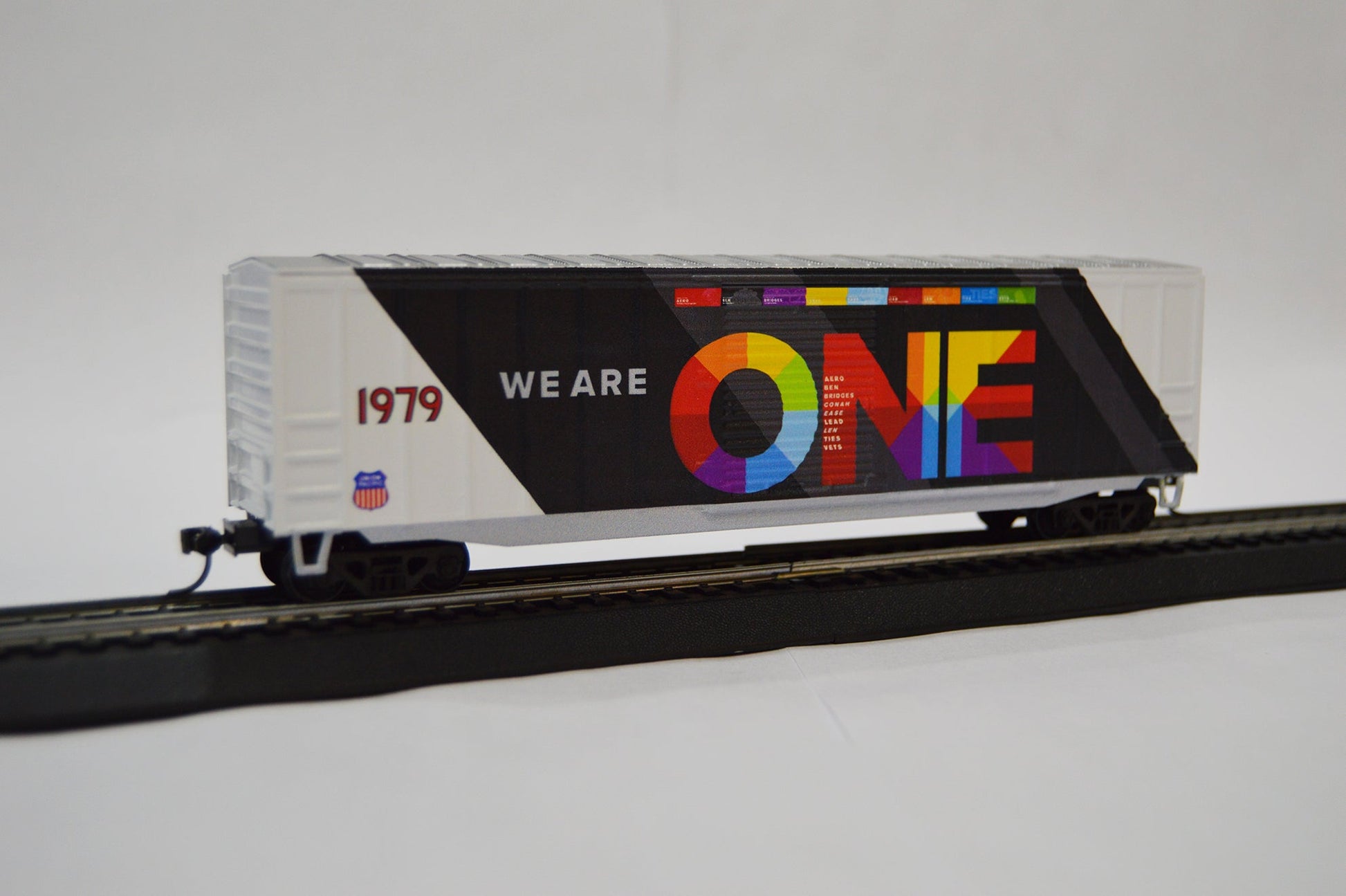 Value Trains USA 10066 HO We Are One Scheme 50' 6