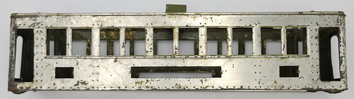 Lionel 337-37 Standard Gauge Passenger Pullman Car Shell & Frame