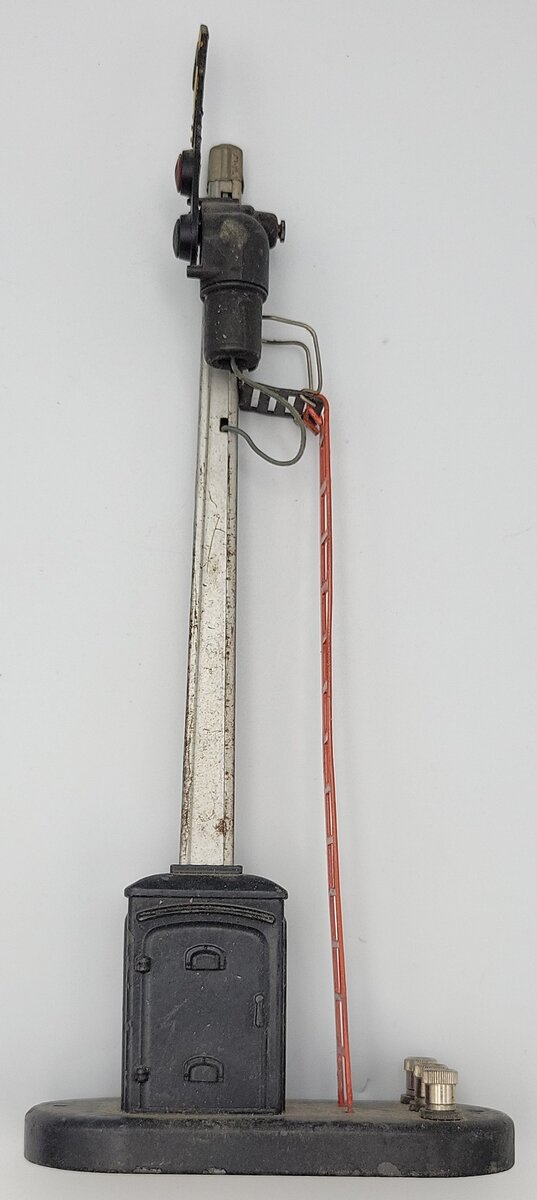 Lionel 151-1 Operating Semaphore with Ladder, Base and Operating Arm