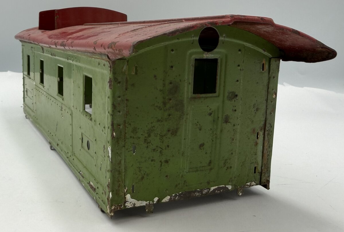 Lionel 517-8 Green and Orange Tinplate Cupola Caboose Shell with Red Roof