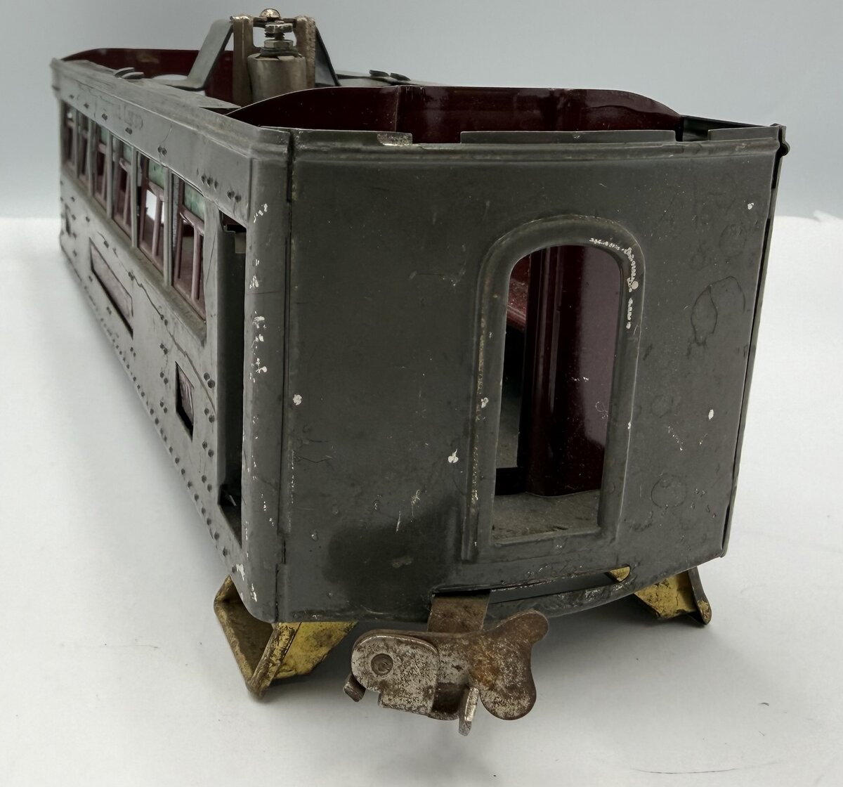 Lionel 341-1 Olive Green Pullman Observation Car Body with Interior Light