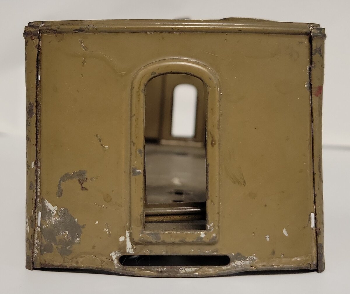 Lionel 309-12 Brown Standard Gauge Tinplate Passenger Car Body
