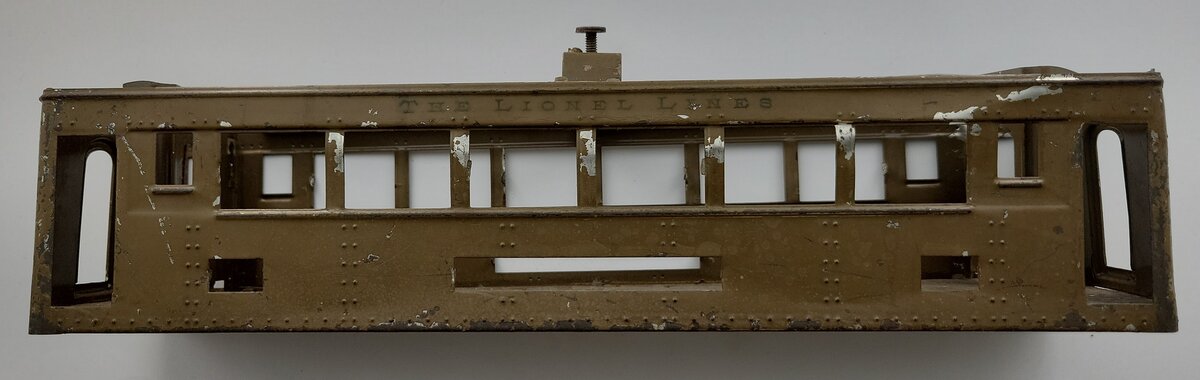 Lionel 309-12 Brown Standard Gauge Tinplate Passenger Car Body