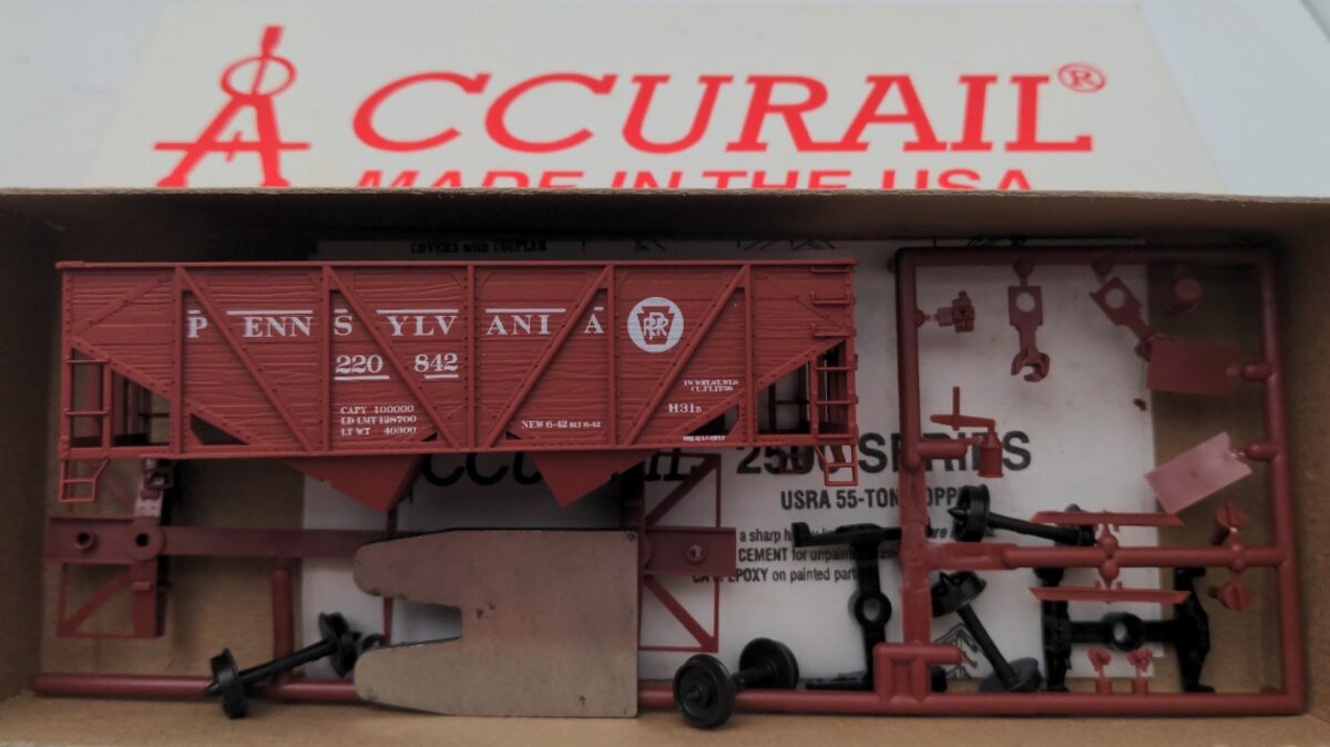 Accurail 2752 HO Scale Pennsylvania Railroad PRR Wood Side Twin Hopper Kit