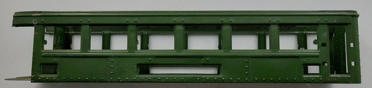 Lionel 614-2 O Gauge Green Tinplate Observation Car Body