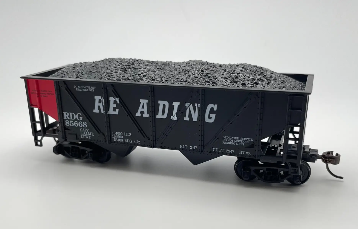 Rock Island Hobby 032208 HO Reading 36' 2 Bay Hopper with Coal Load #85668