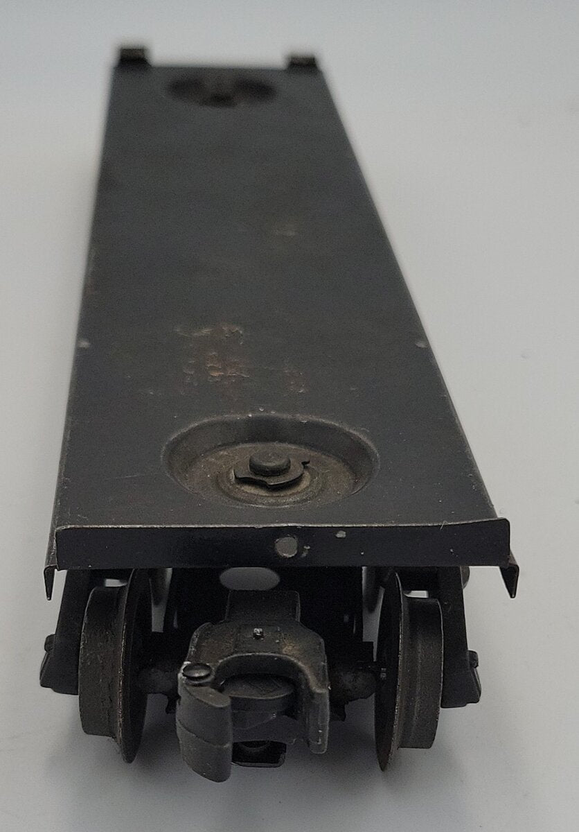 Lionel 6464-9 O Gauge Boxcar Frame w/o Holes w/ Operating Coupler Trucks
