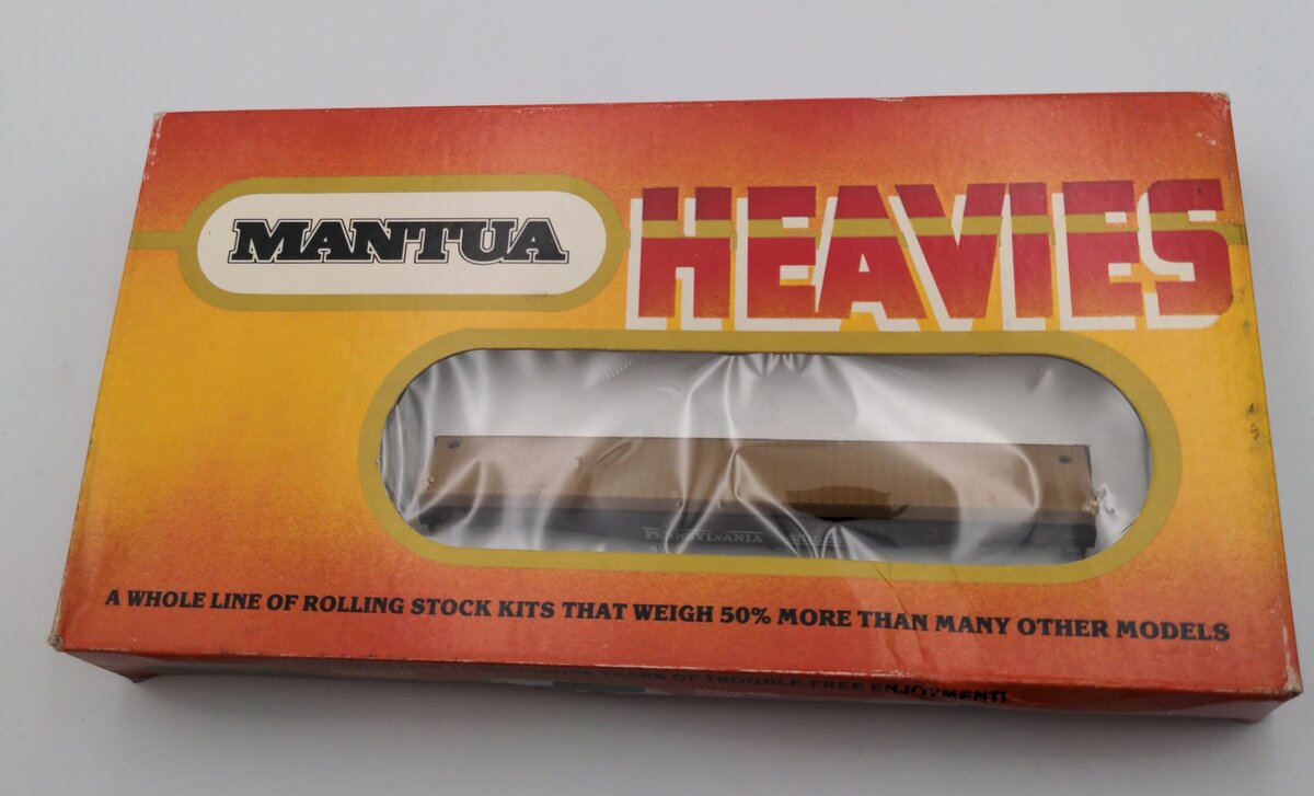 Mantua 728-20 HO Scale Pennsylvania Flat with Stakes Kit