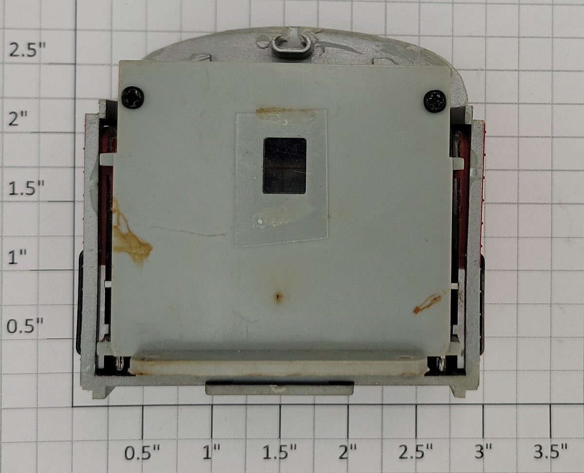 Lionel 22255-14 K-Line Silver Passenger Car Vestibule End with Diaphragm