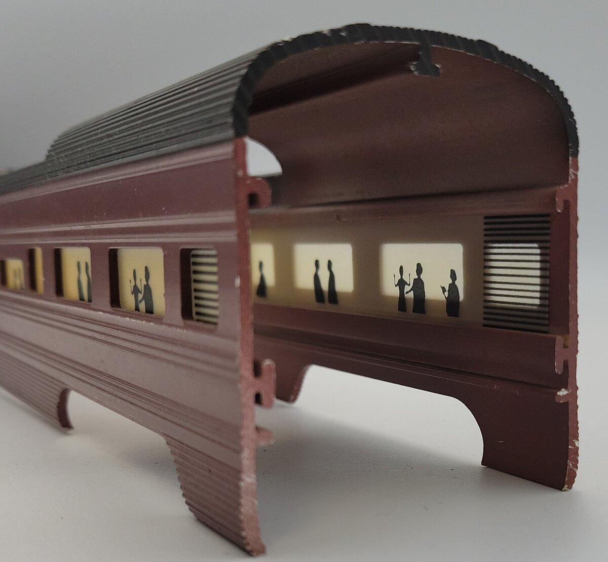 Williams WM-211 O Pennsylvania RR 'Broadway Limited' 80' Passenger Car Shell
