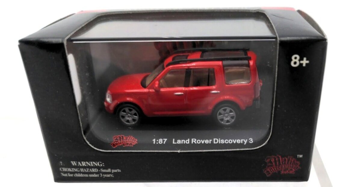 Malibu International 100 Red Land Rover Discovery 3 Diecast Car