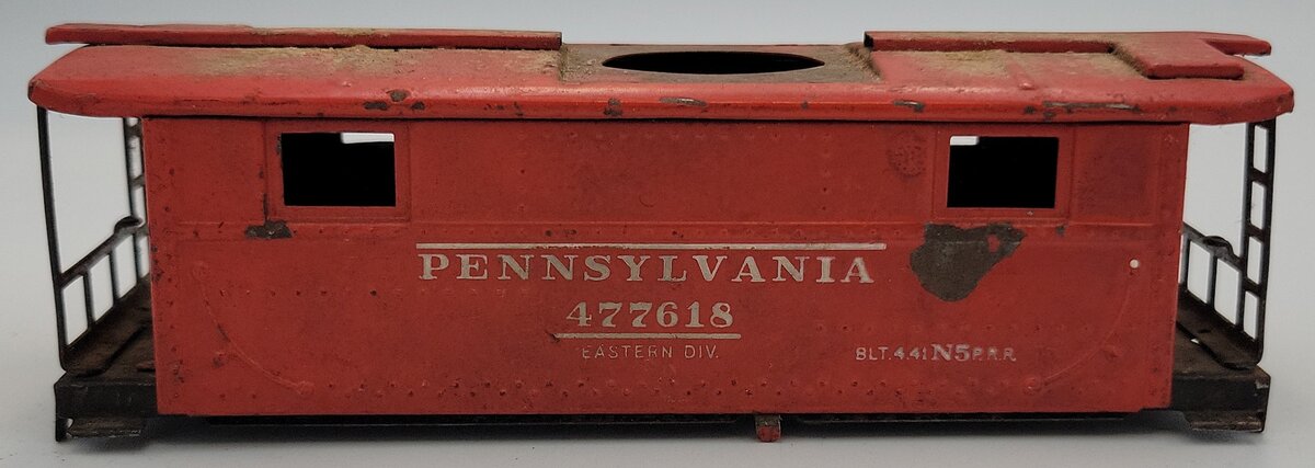 Lionel 2472-1  O Gauge Red Pennsylvania Caboose Frame & Shell w/o Cupola #477618