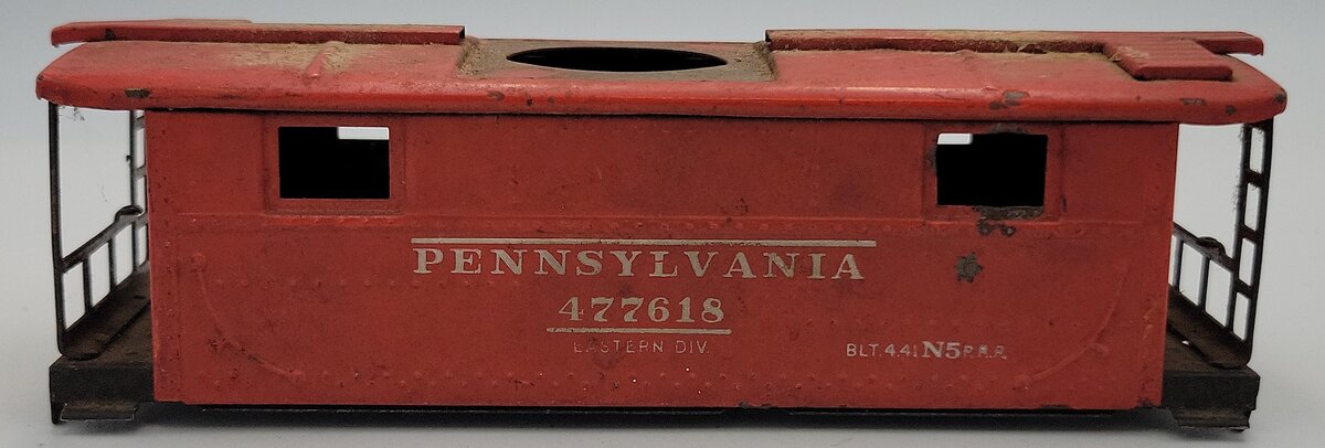 Lionel 2472-1  O Gauge Red Pennsylvania Caboose Frame & Shell w/o Cupola #477618