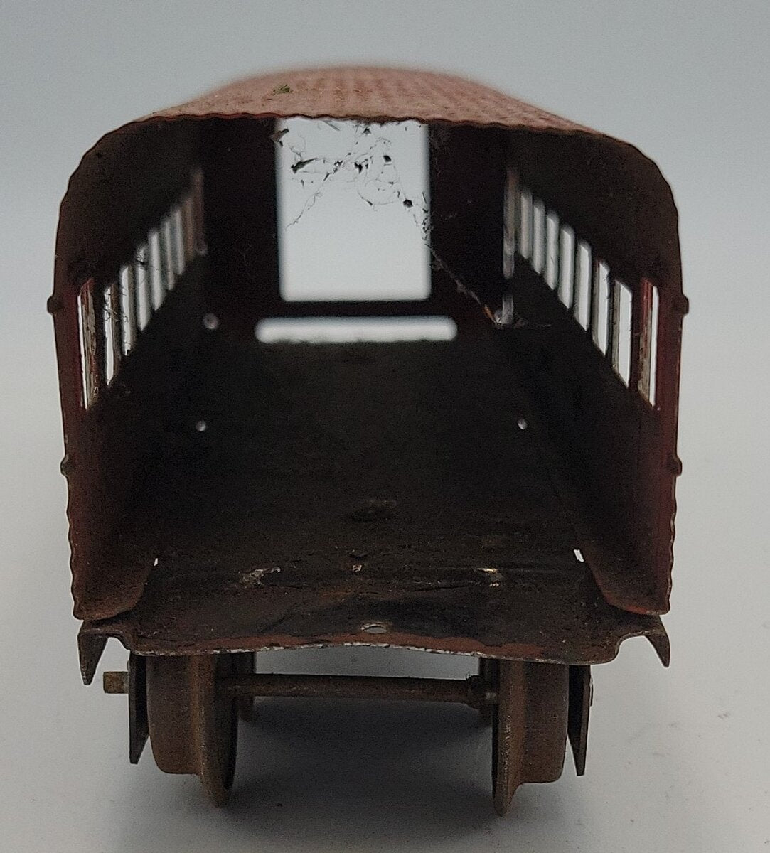 Lionel 1674-1 O Gauge Prewar Jr. Red Streamliner Passenger Car Frame & Shell