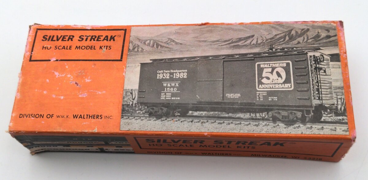 Walthers HO Scale Silver Streak 50th Anniversary Box Car Kit 929-297