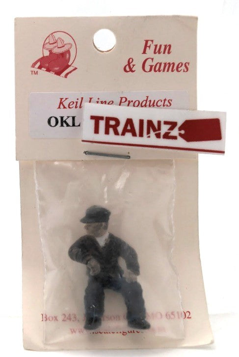 Scale Figures OKL623 O Fun & Games Figure of the Engine Crew (Sitting) Figure