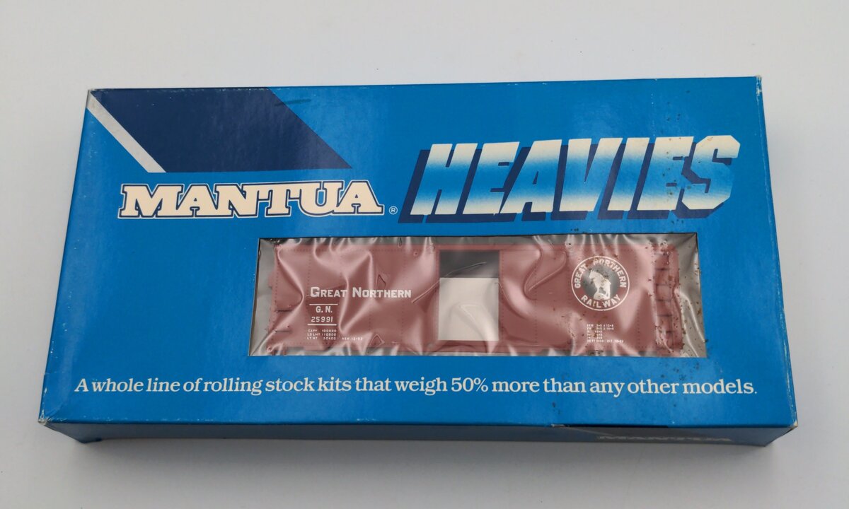 Mantua 734-61 HO Scale GN Box Car Kit