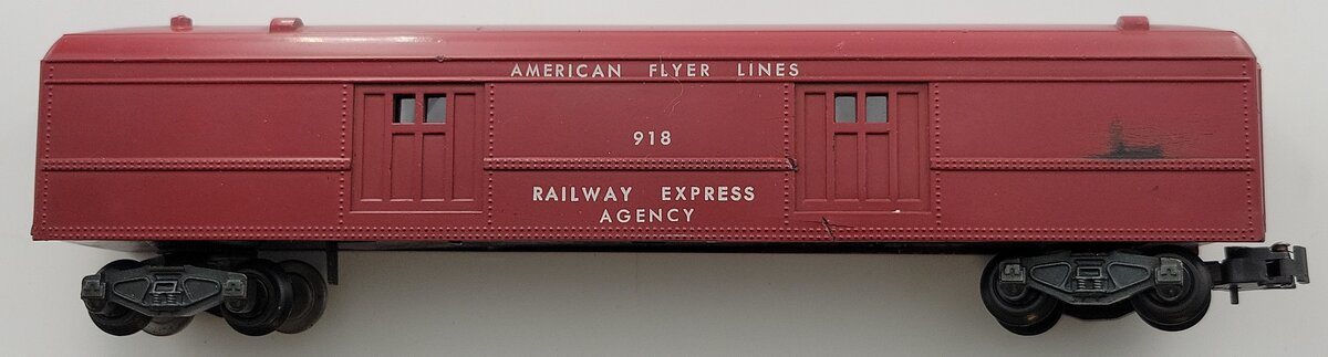 American Flyer 918-1 S Railway Express Agency Operating Mail Pick-up Car #918